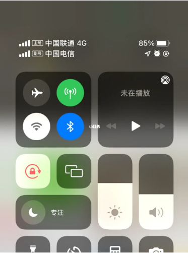 马村苹果手机维修分享iPhone双卡信号解决办法 